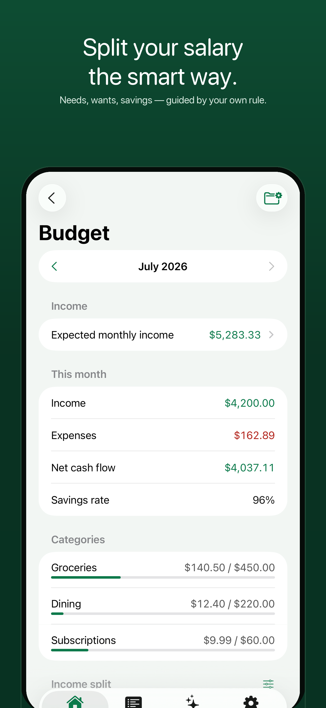 FinTraicker monthly budget with income, expenses, savings rate, and categories.